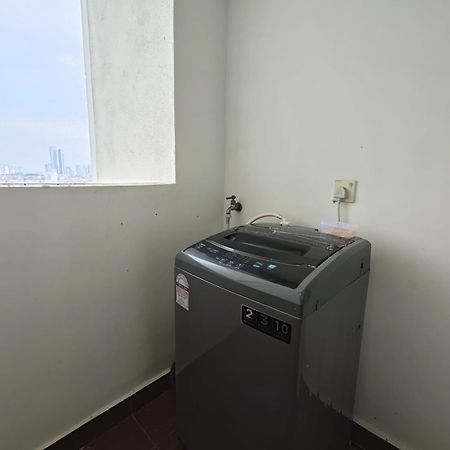 Appartement One Tebrau By Antlerzone à Johor Bahru Extérieur photo