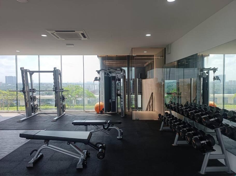 Appartement One Tebrau By Antlerzone à Johor Bahru Extérieur photo