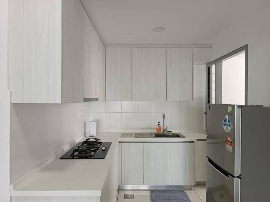 Appartement One Tebrau By Antlerzone à Johor Bahru Extérieur photo
